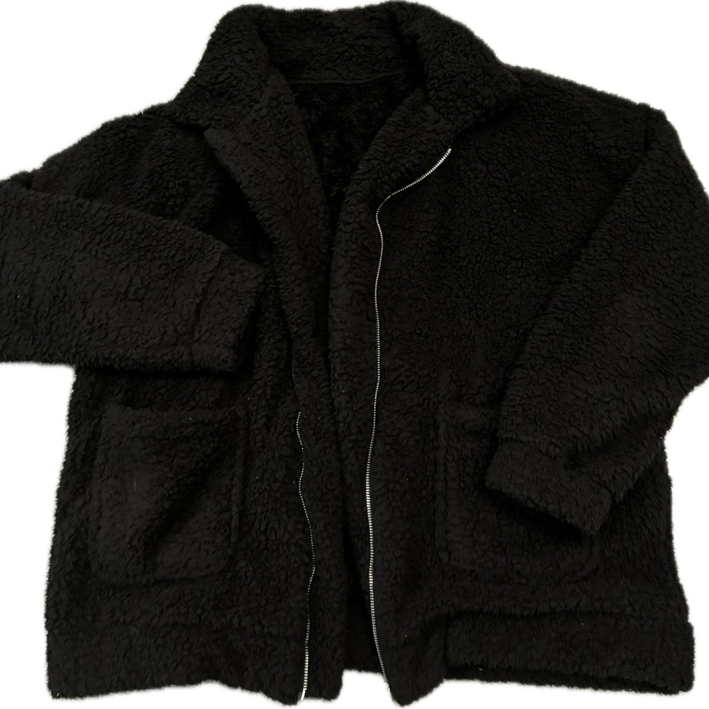 Cozy Black Sherpa Jacket - Picture 2 of 3